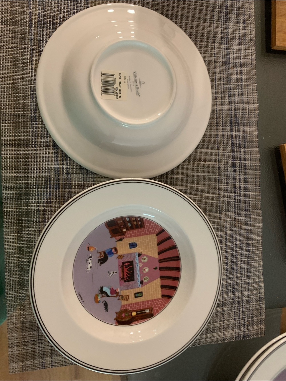 Villeroy and Boch 2 White Plates w Multicolor Illustration  (displayed not used)